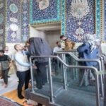 خطة متكاملة لتبديل راية قبة الإمام الحسين عليه السلام