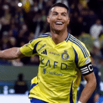 رسمياً.. رونالدو يجدد عقده مع النصر “إلى الأبد”