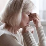 لماذا النساء أكثر عرضة للإصابة بألزهايمر؟.. دراسة تكشف